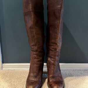 Nine West Brown Leather Knee-High Boots – Side Zip – Heeled – Well Loved